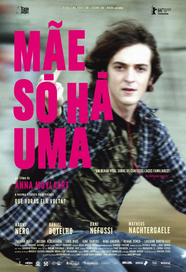 Capa de Mãe Só Há Uma